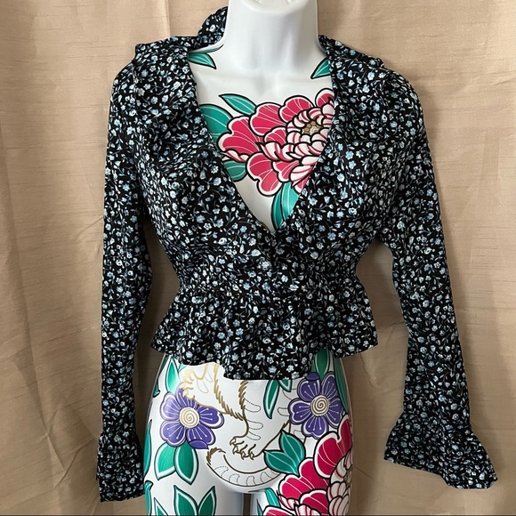 Forever 21 Black Blue Floral Peplum Long Sleeve Ruffle Blouse - Picture 1 of 5
